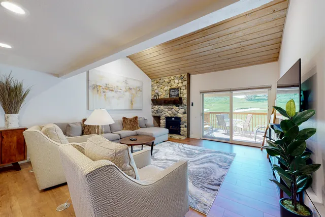 $998,000 | 2737 Sunburst Condo Drive, Unit 37, Sun Valley, ID 83353