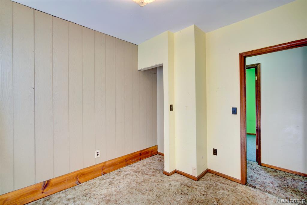 5396 East Atherton Road Burton, MI 48519 - Photo 37 of 59