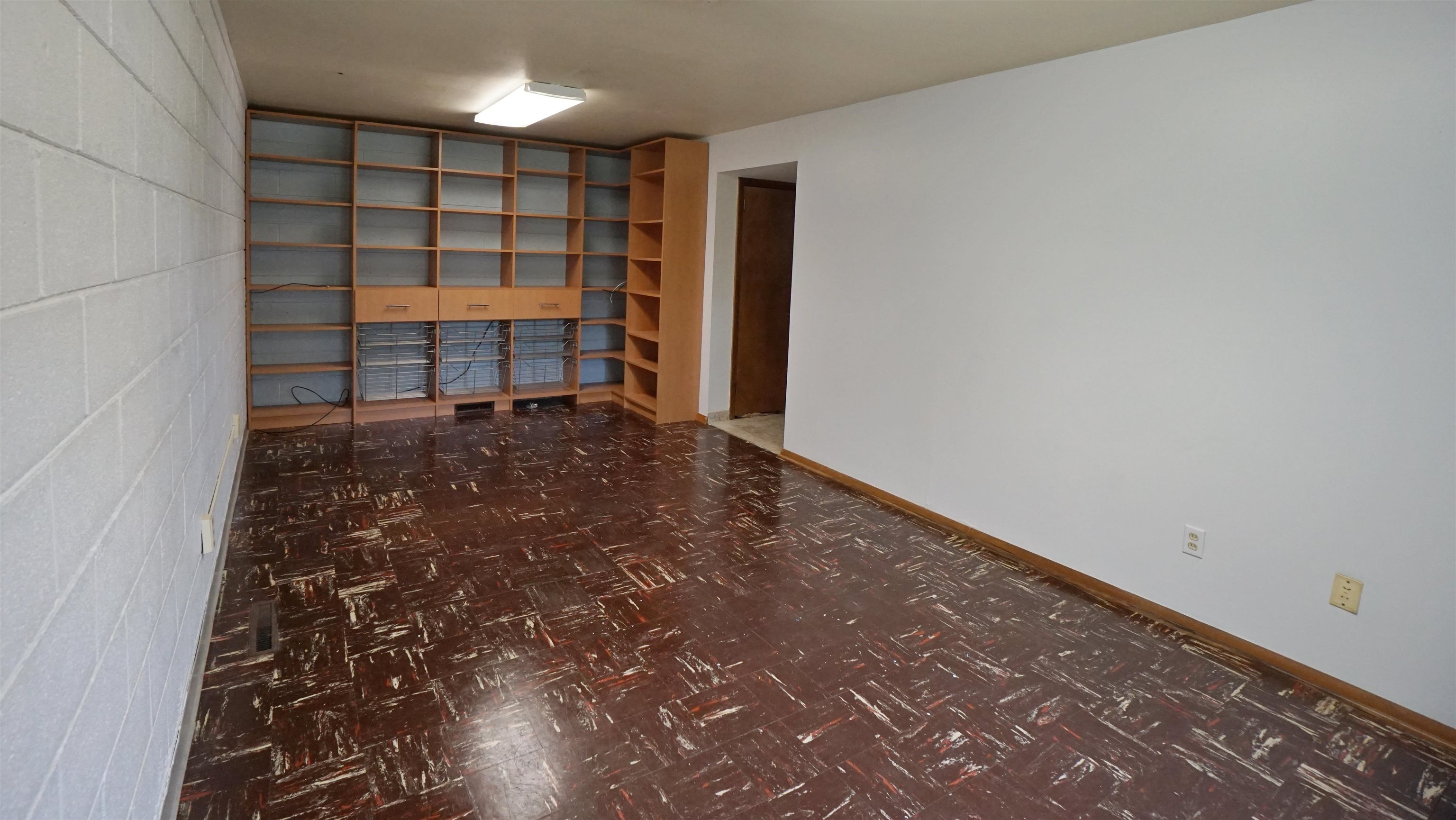 4819 Highcrest Road Rockford, IL 61107 - Photo 19 of 31 a view of an empty room
