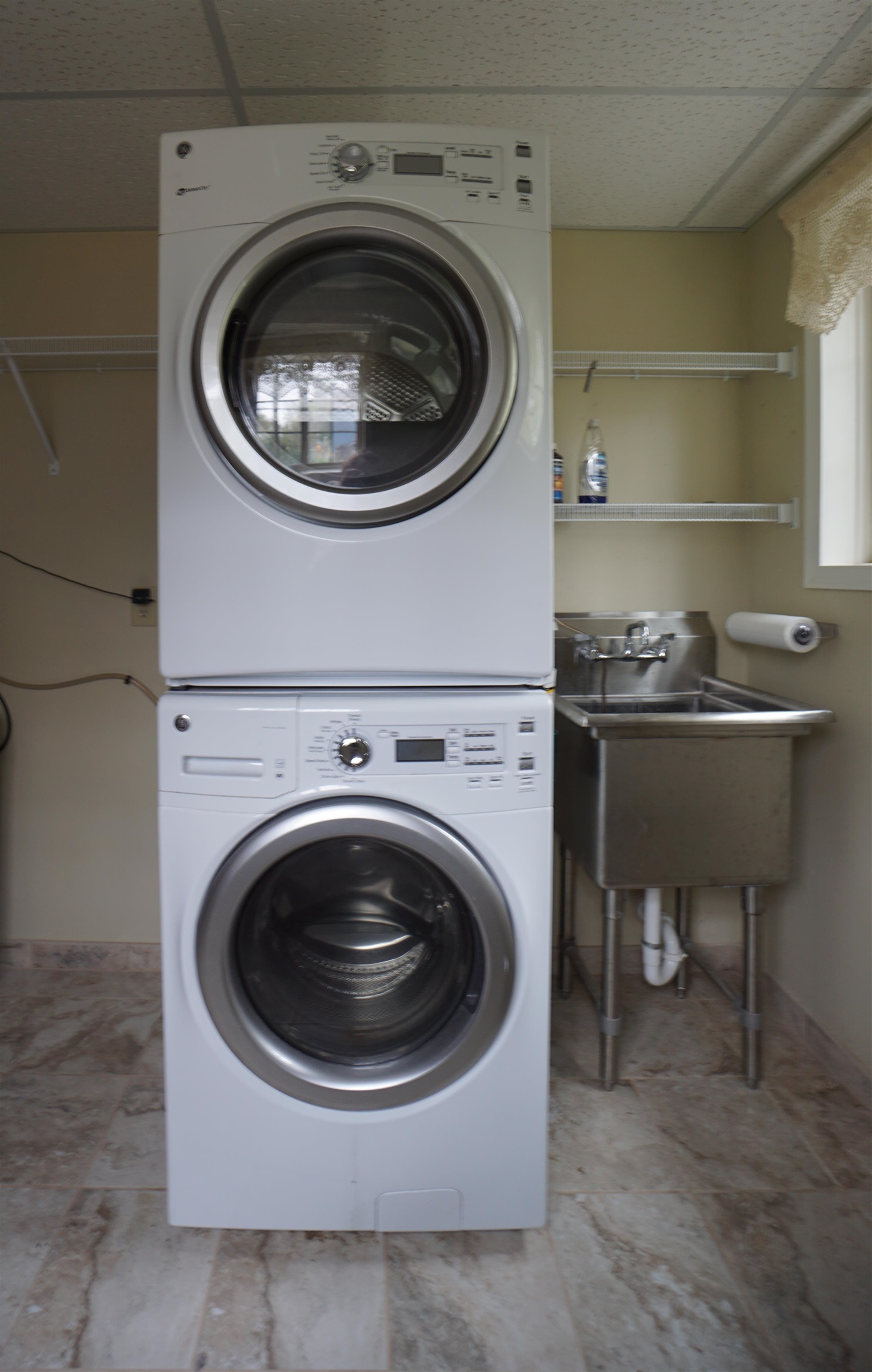 4819 Highcrest Road Rockford, IL 61107 - Photo 31 of 31 a utility room with sink dryer and washer