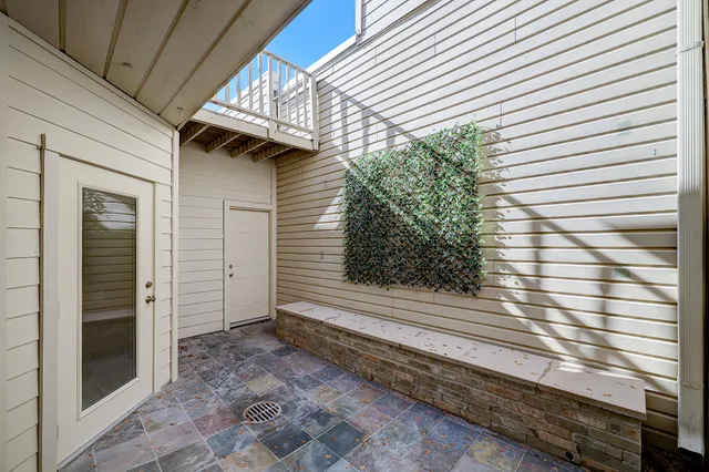 $3,495 | 4311 Westheimer Road, Houston, TX 77027