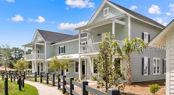 $2,700 | 201 Saddlehorse Drive, Unit THE STABLE, Okatie, SC 29909