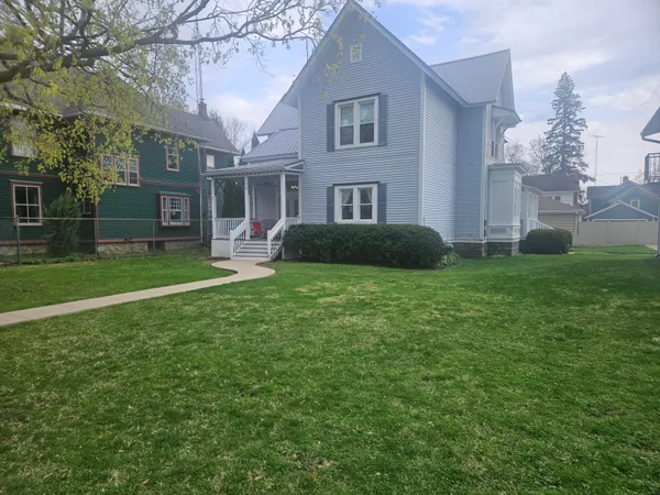 $1,400,000 | 1128 Wisconsin Street, Lake Geneva, WI 53147