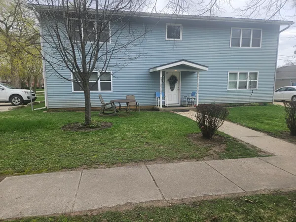 $1,400,000 | 1128 Wisconsin Street, Lake Geneva, WI 53147
