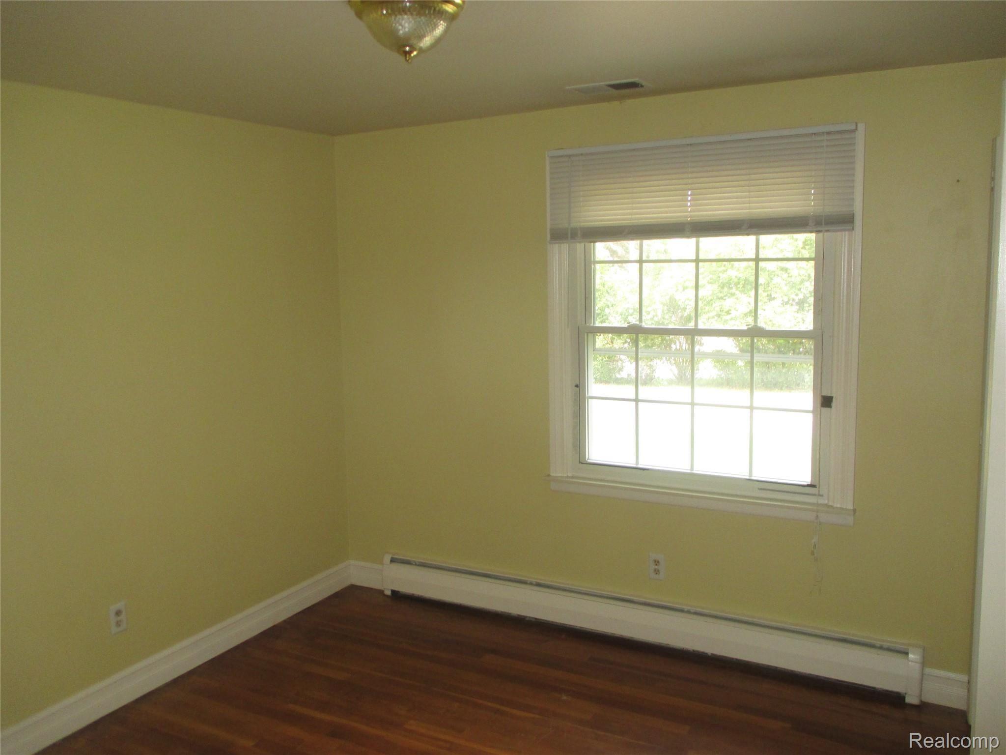 2011 West Avon Road Rochester, MI 48309 - Photo 16 of 22 Bedroom 2!