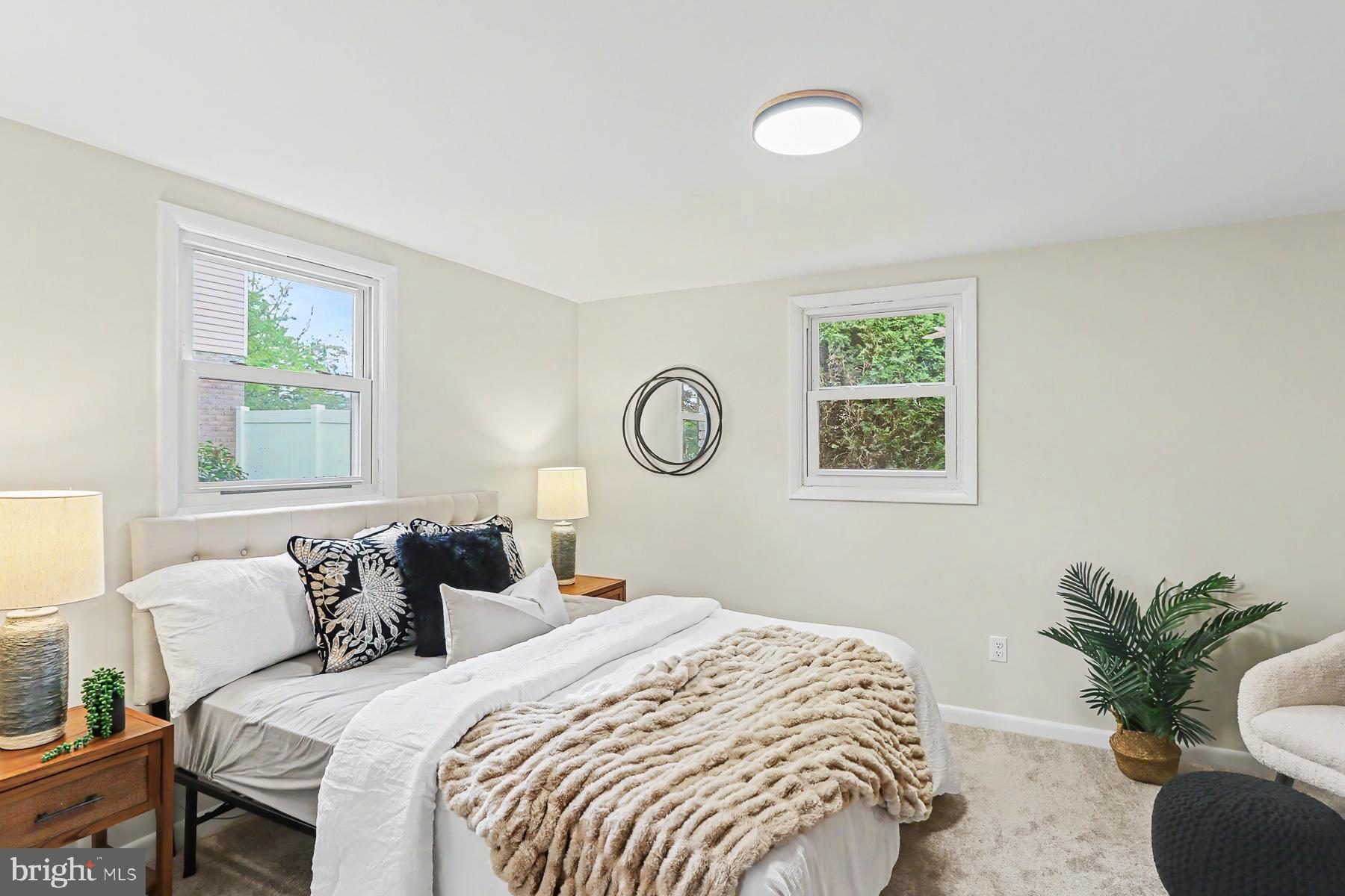 802 Willow Lane Lebanon, PA 17046 - Photo 15 of 23 a bedroom with bed and a window