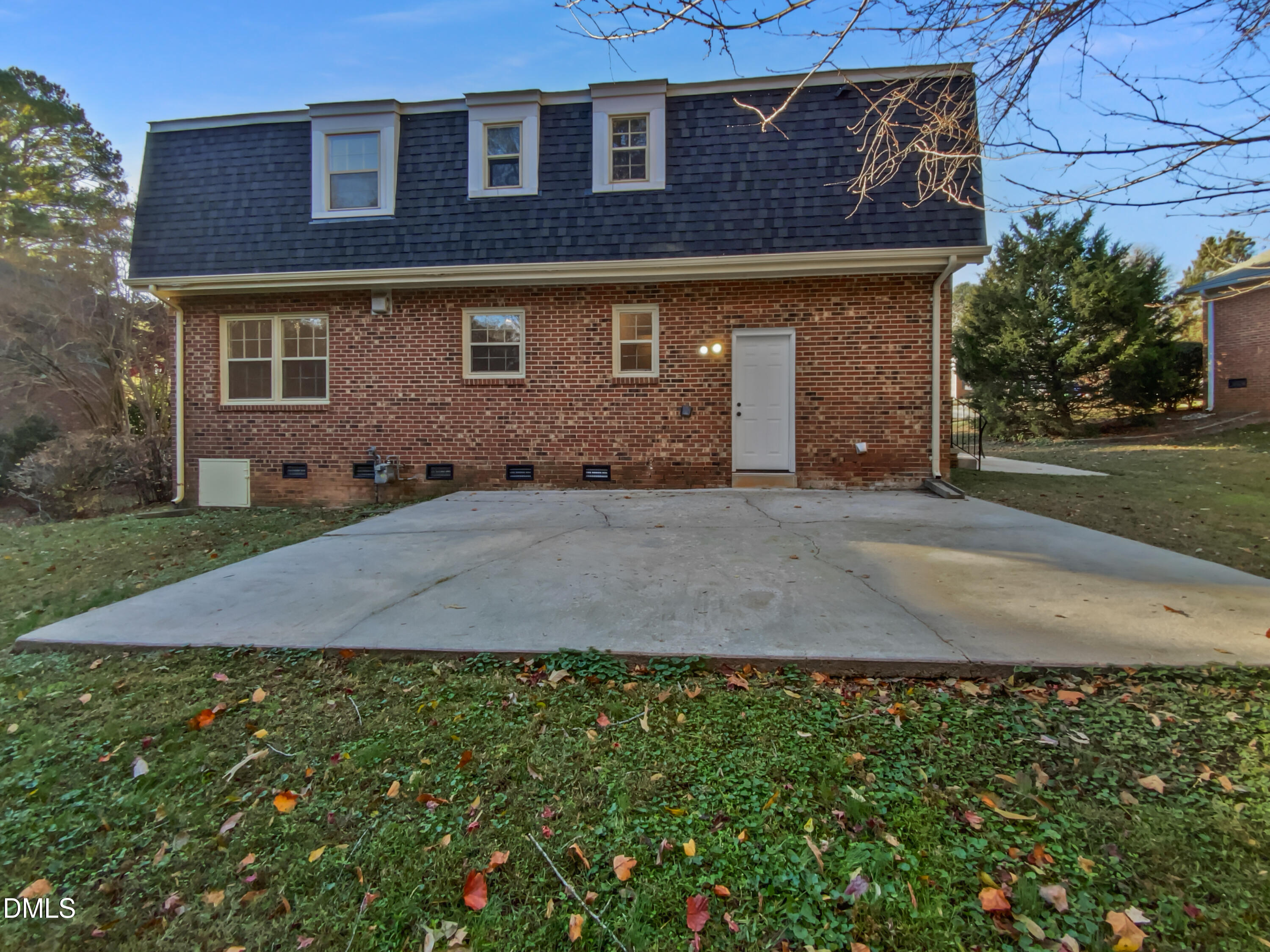 3136 Merrianne Drive Raleigh, NC 27607 - Photo 5 of 20 listing_5