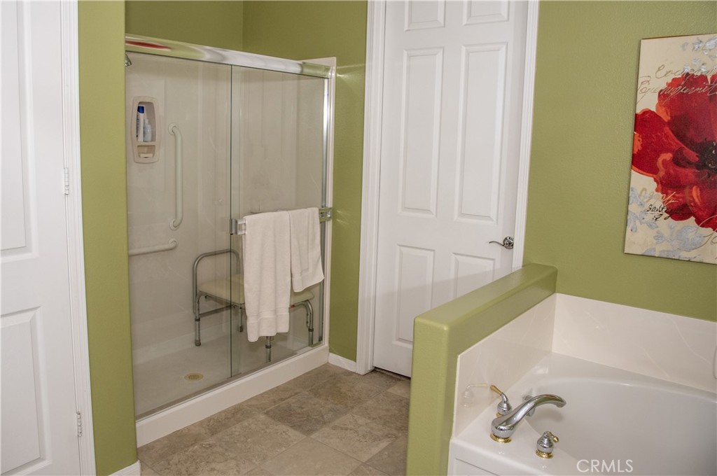 985 Ironwood Road Beaumont, CA 92223 - Photo 12 of 37