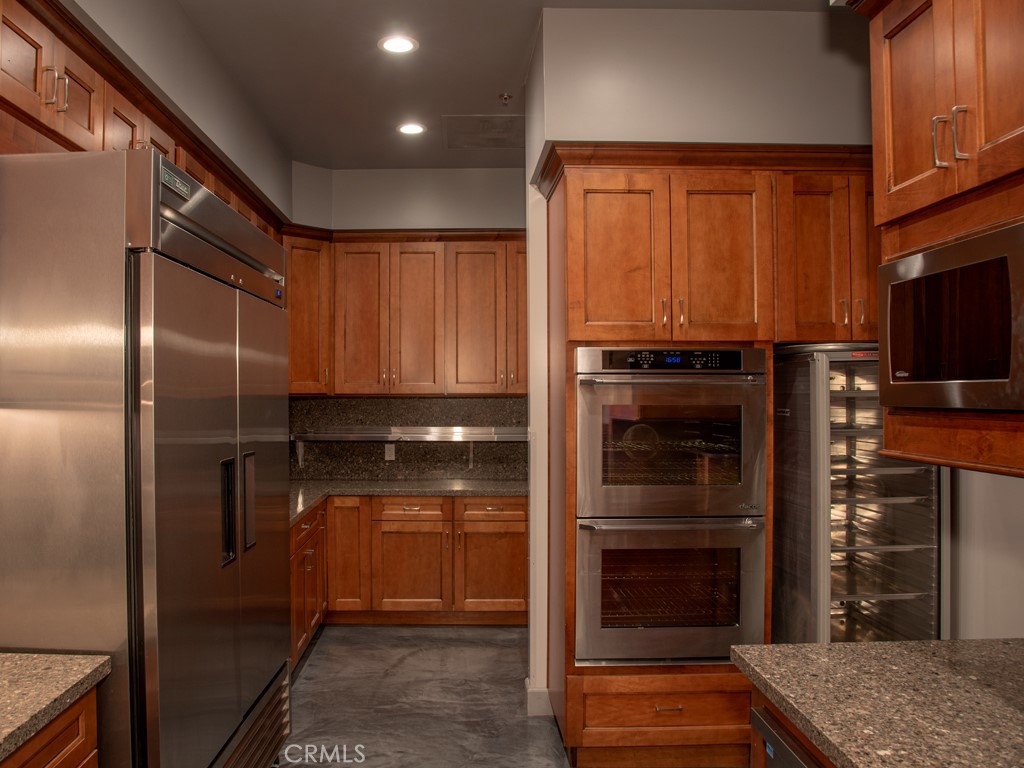 985 Ironwood Road Beaumont, CA 92223 - Photo 27 of 37