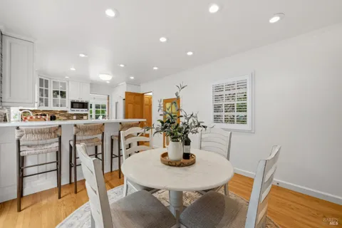 $2,999,999 | 852 2nd Street East, Sonoma, CA 95476