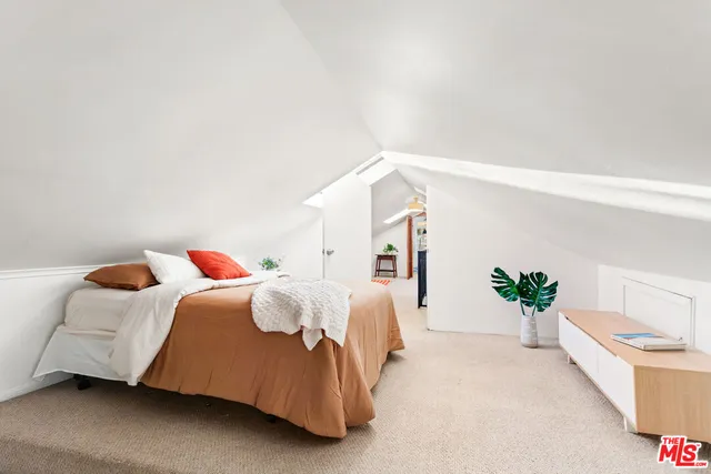 $1,499,000 | 1147 Wilcox Place, Los Angeles, CA 90038