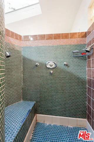 $1,499,000 | 1147 Wilcox Place, Los Angeles, CA 90038