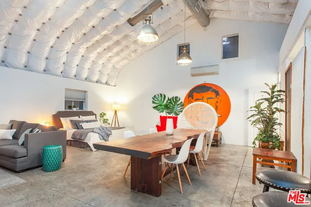 $1,499,000 | 1147 Wilcox Place, Los Angeles, CA 90038