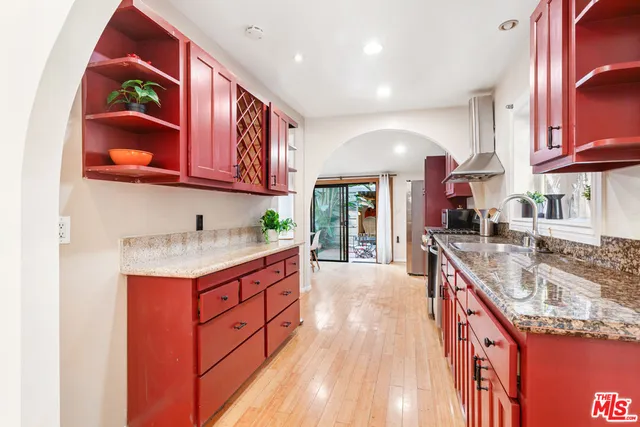 $1,499,000 | 1147 Wilcox Place, Los Angeles, CA 90038