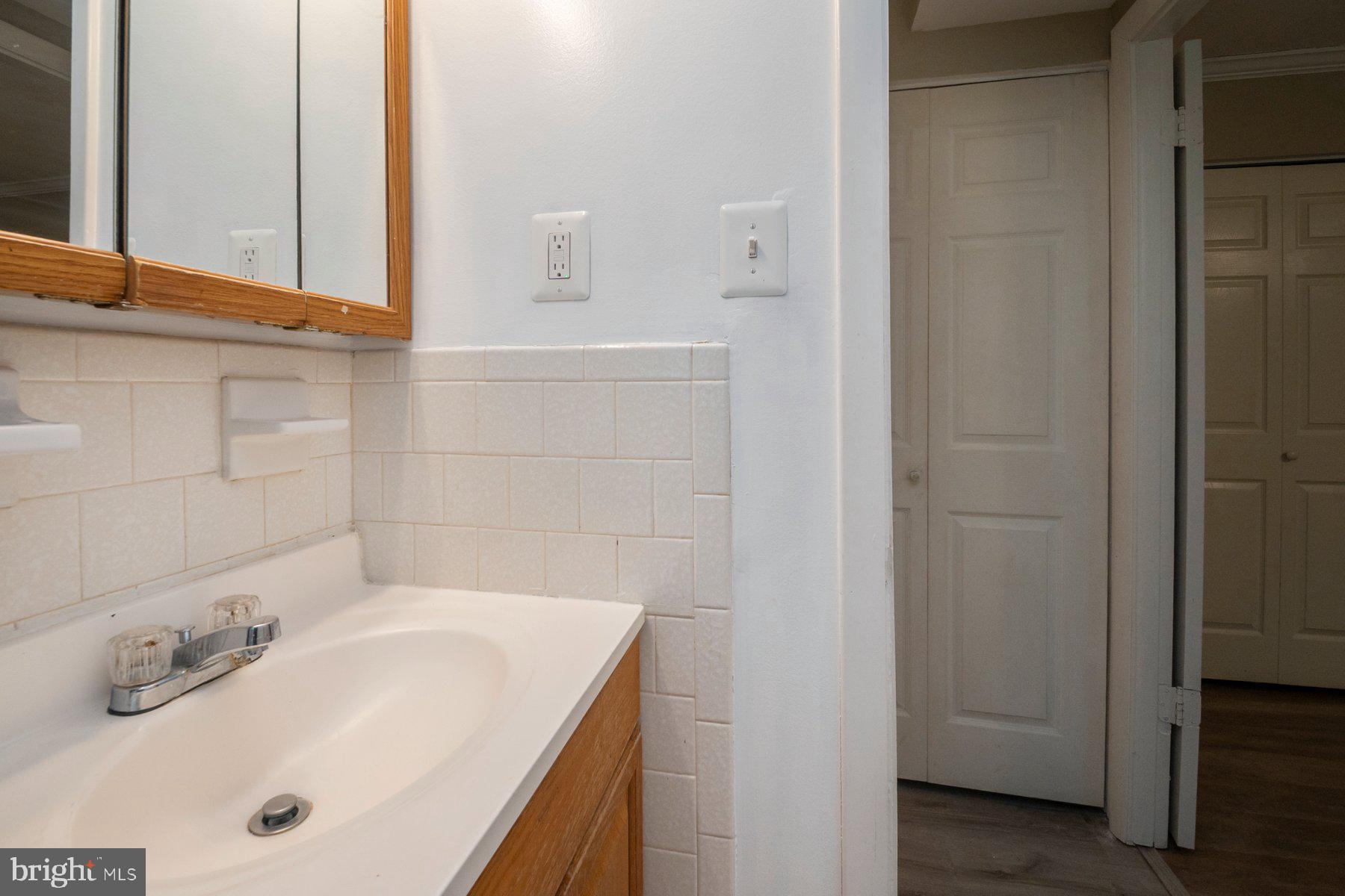 11906 Tarragon Road, Unit H Reisterstown, MD 21136 - Photo 16 of 24 Bathroom