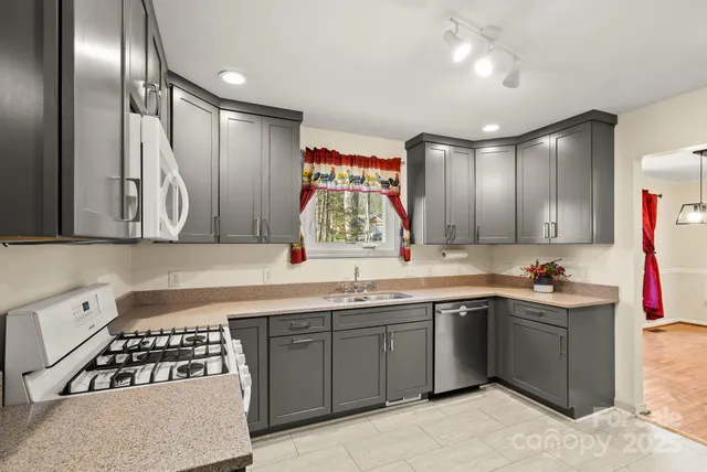 $523,000 | 23 Ballantree Drive, Asheville, NC 28803