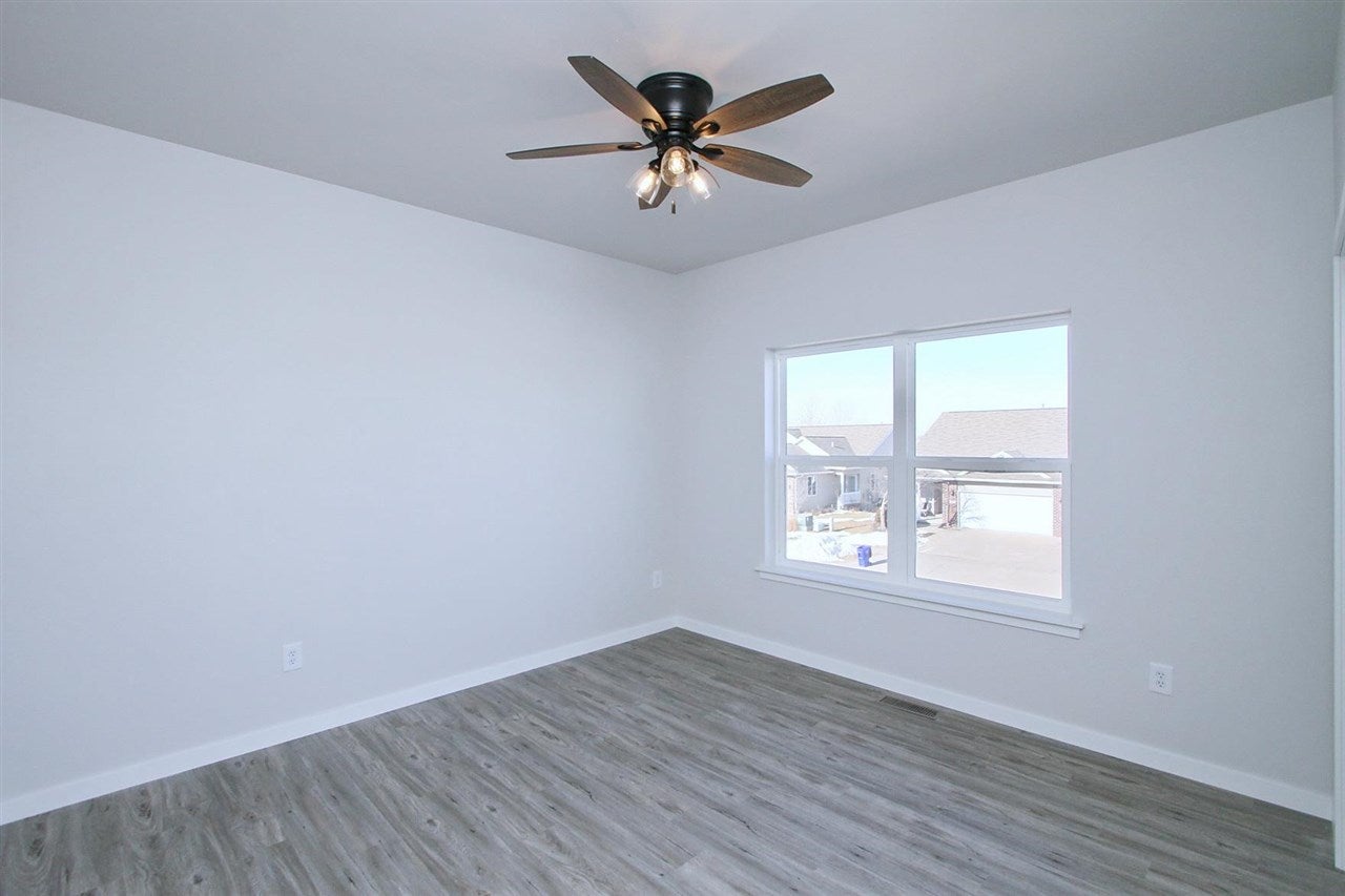 309 Galileo Drive Riverside, IA 52327 - Photo 16 of 30 Gallery Image 16