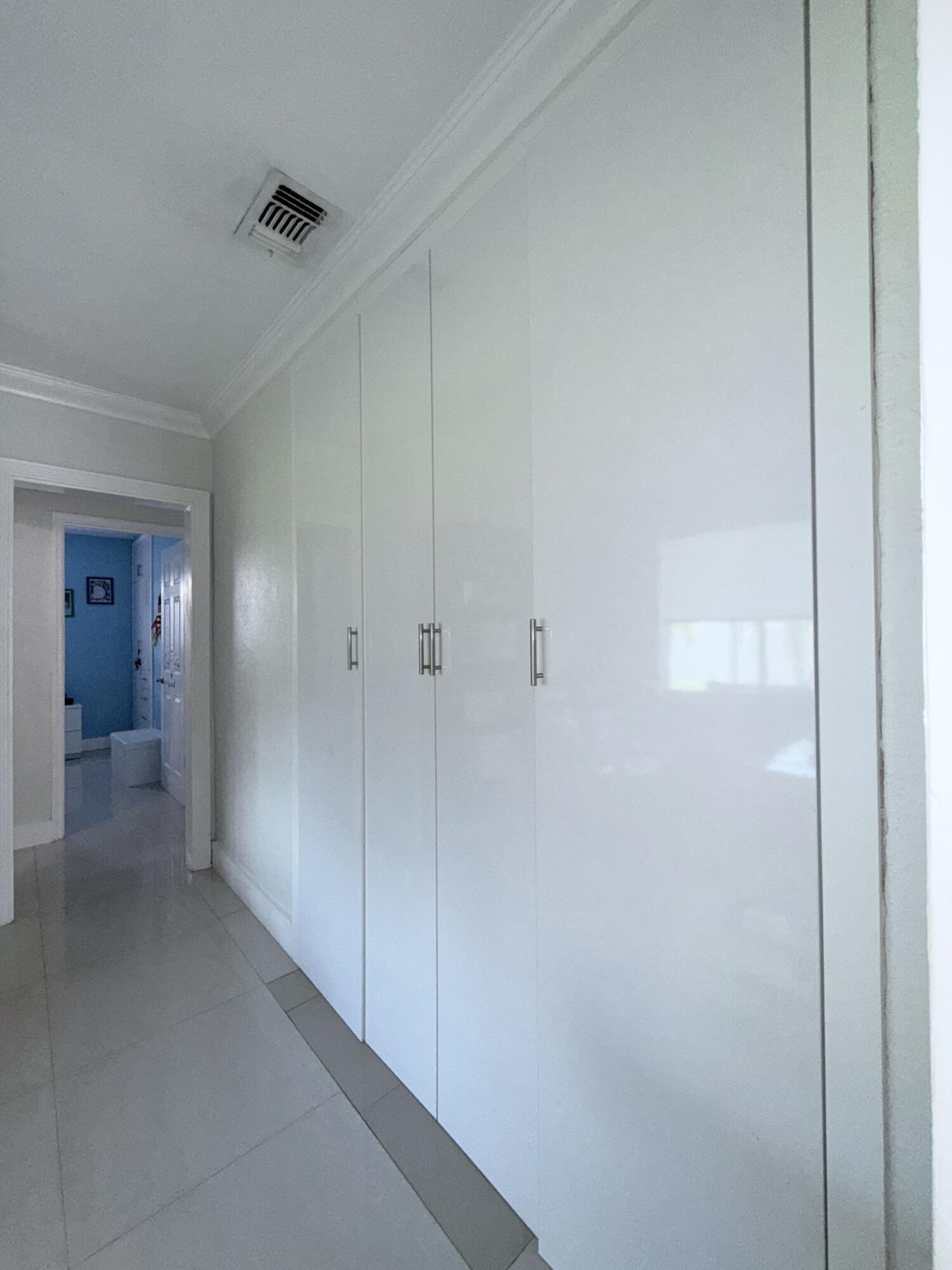 9235 Southwest 41st Street Miami, FL 33165 - Photo 34 of 63 IMG_7958