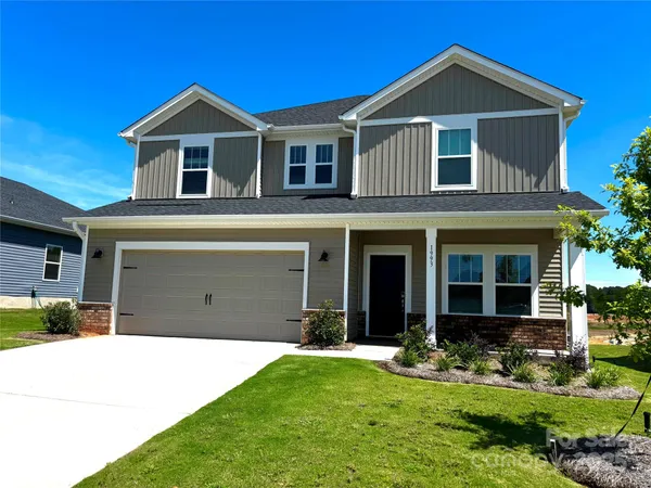 $414,480 | 1993 Paddlewheel Drive, Stanley, NC 28164