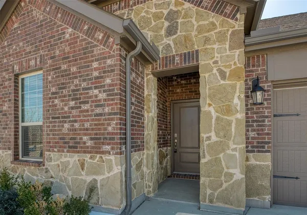 $390,000 | 10908 Summer Rain Boulevard, Aubrey, TX 76227