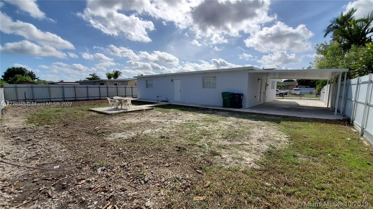 19373 Southwest 114th Place Miami, FL 33157 - Photo 5 of 13