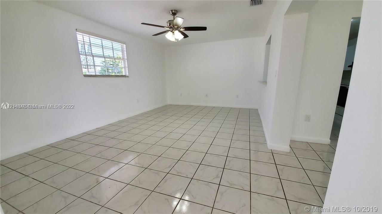 19373 Southwest 114th Place Miami, FL 33157 - Photo 8 of 13