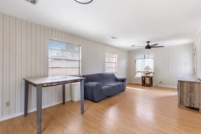 $1,000 | 156 County Road 3251W, Cleveland, TX 77327