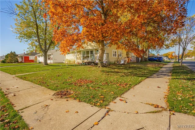 $239,900 | 62 Conant Drive, Tonawanda, NY 14223