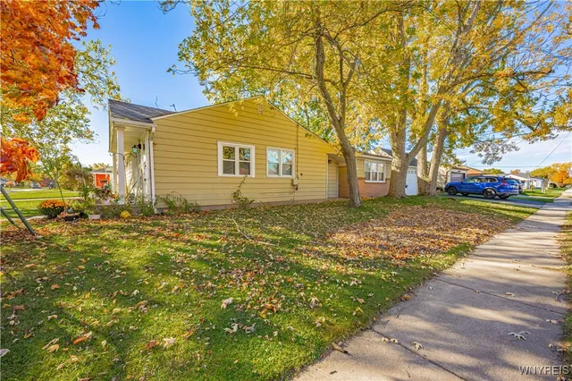 $239,900 | 62 Conant Drive, Tonawanda, NY 14223