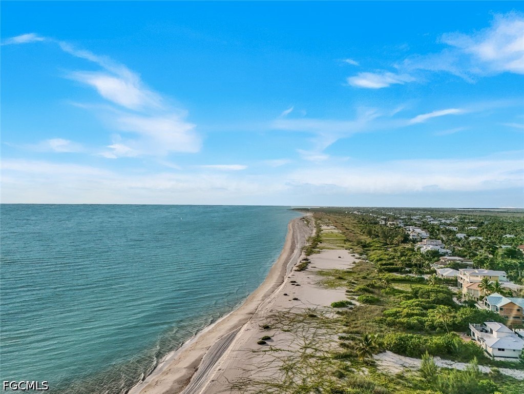 969 Fish Crow Road Sanibel, FL 33957 - Photo 7 of 34 Gallery Image 7
