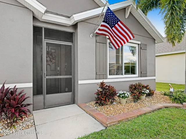 $385,000 | 290 Sorrento Drive, Cocoa, FL 32922