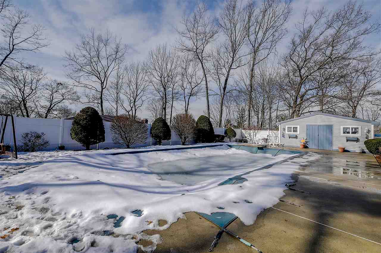 290 Hillhaven Road Manchester, NH 03104 - Photo 25 of 31