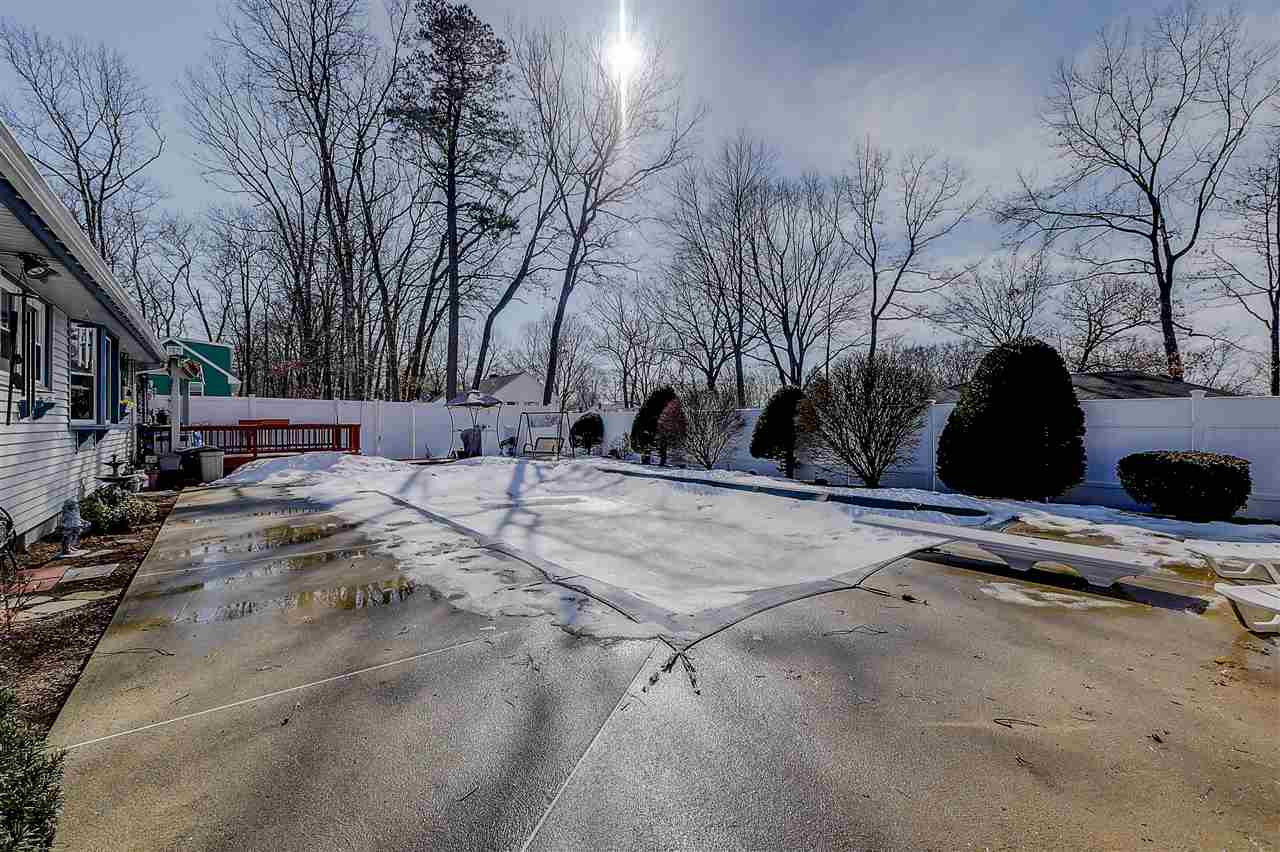 290 Hillhaven Road Manchester, NH 03104 - Photo 28 of 31