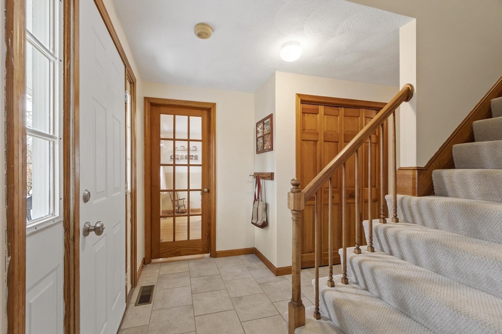 51 Concord Road Dracut, MA 01826 - Photo 19 of 36