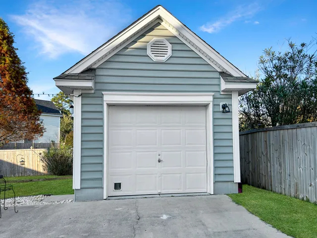 $425,000 | 113 Old Jackson Road, Goose Creek, SC 29445