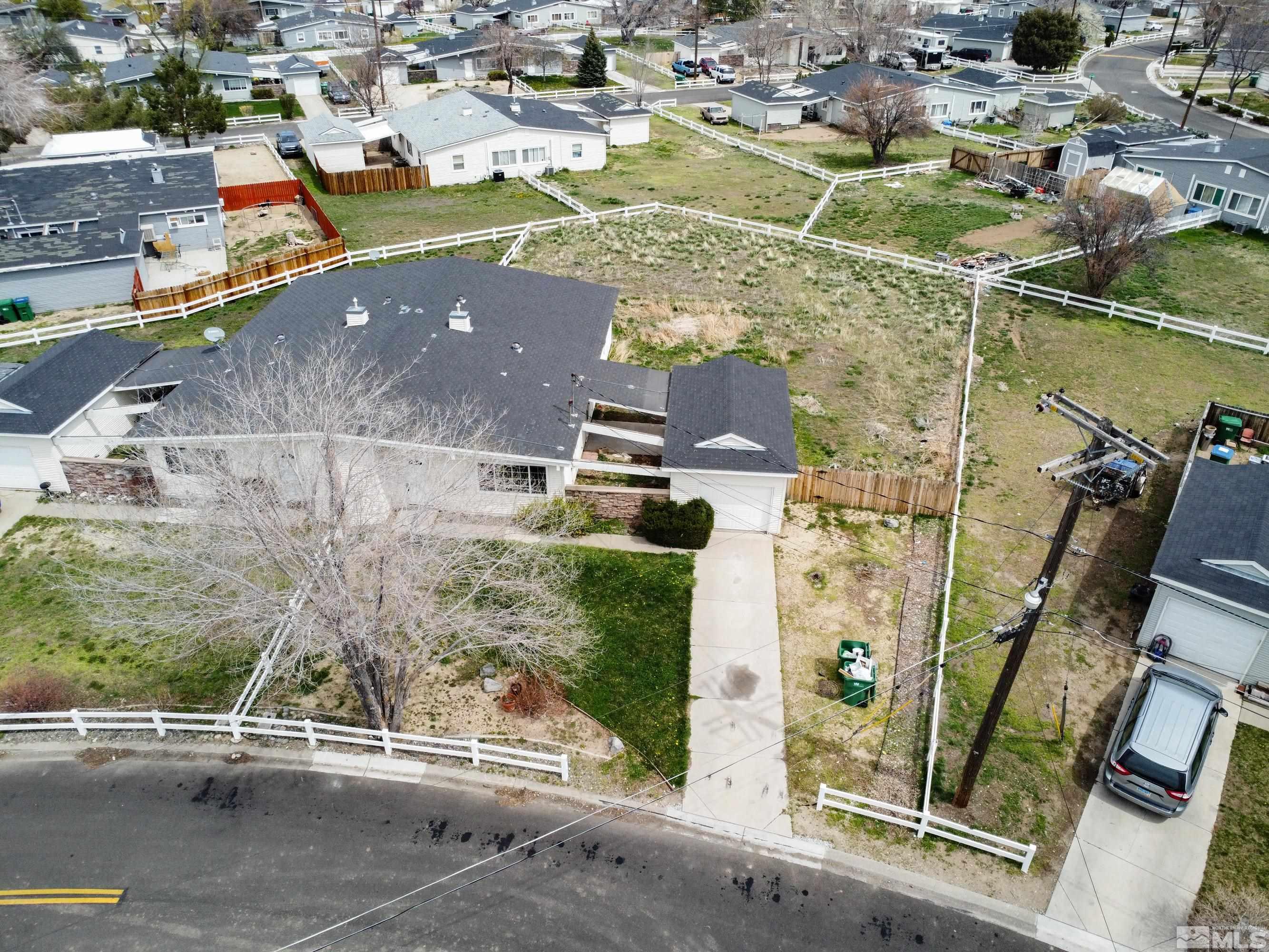 12190 Himalaya Street Reno, NV 89506 - Photo 29 of 34 an aerial view of residential houses with outdoor space