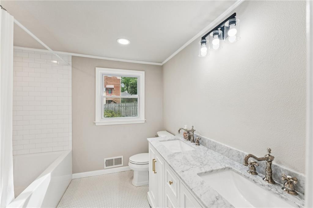 1989 Mt Vernon Road Atlanta, GA 30338 - Photo 12 of 56 Gallery Image 12