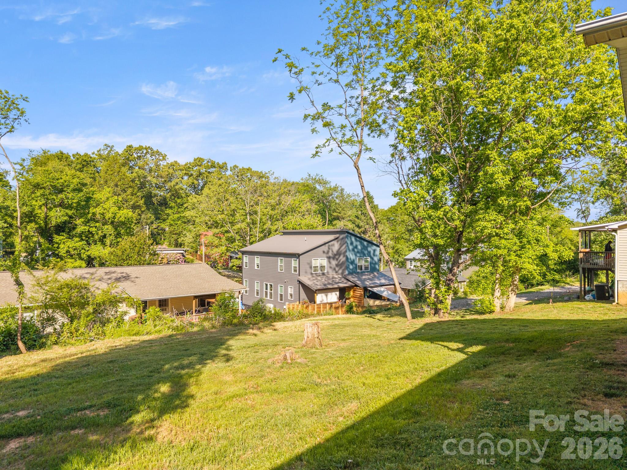 104 Millbrook Road Asheville, NC 28806 - Photo 4 of 16