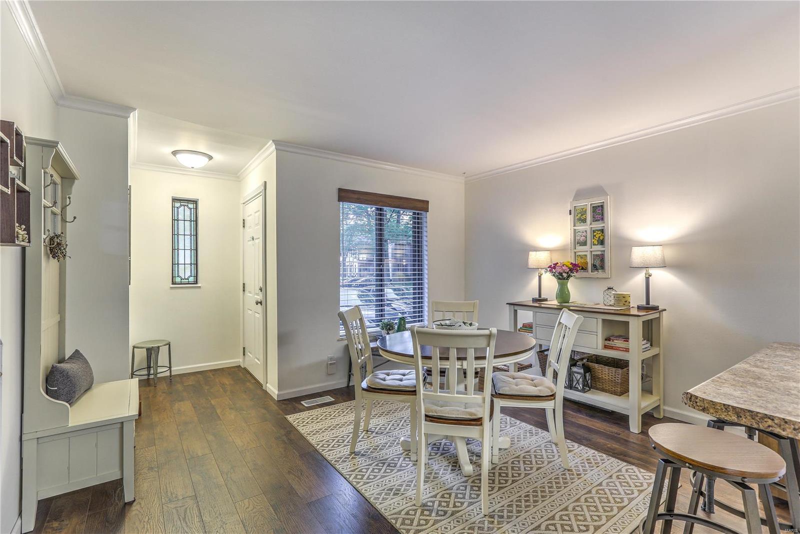 321 Barrington Square Estates, Unit D St. Louis, MO 63122 - Photo 3 of 18