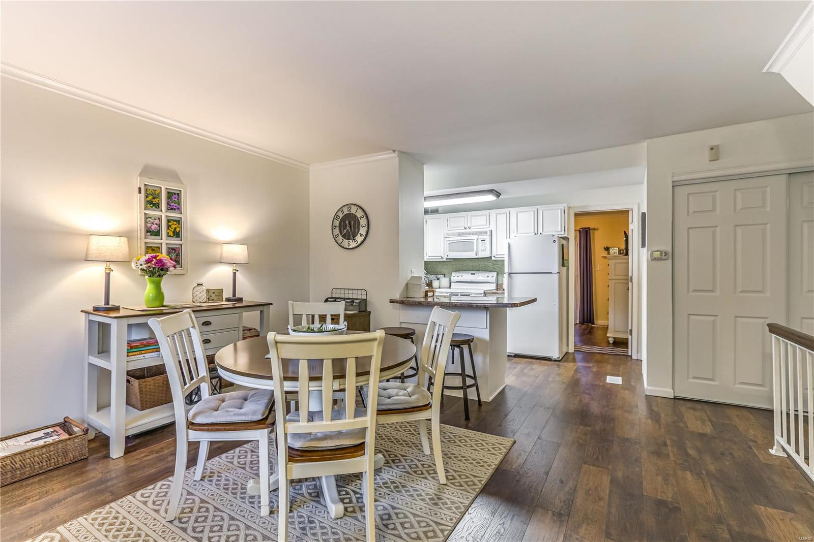 321 Barrington Square Estates, Unit D St. Louis, MO 63122 - Photo 4 of 18