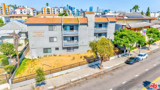 $5,000,000 | 955 Normandie Avenue, Los Angeles, CA 90006