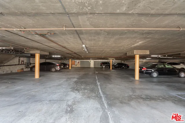 $5,000,000 | 955 Normandie Avenue, Los Angeles, CA 90006