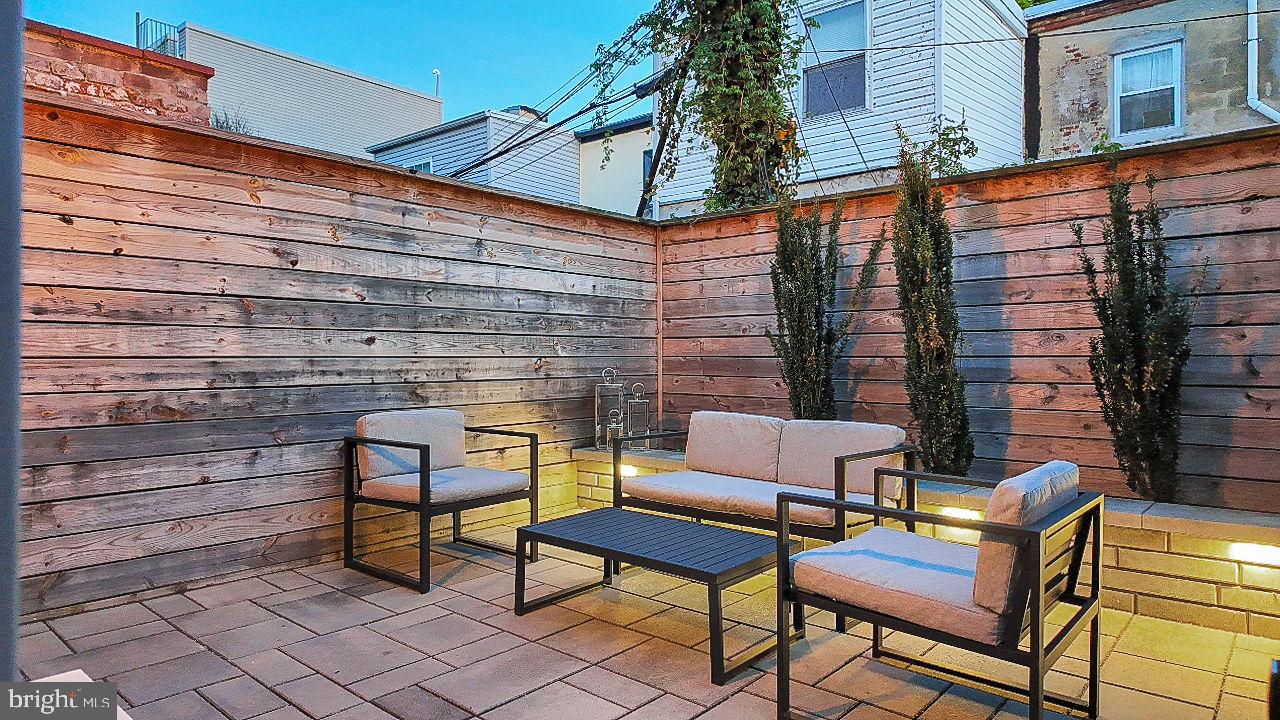 412 Dickinson Street Philadelphia, PA 19147 - Photo 11 of 33