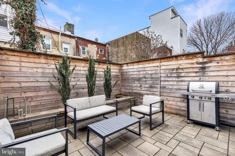 $625,000 | 412 Dickinson Street, Philadelphia, PA 19147