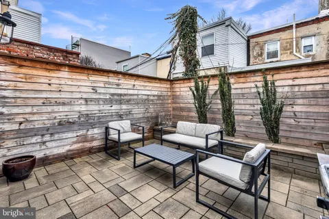 $625,000 | 412 Dickinson Street, Philadelphia, PA 19147