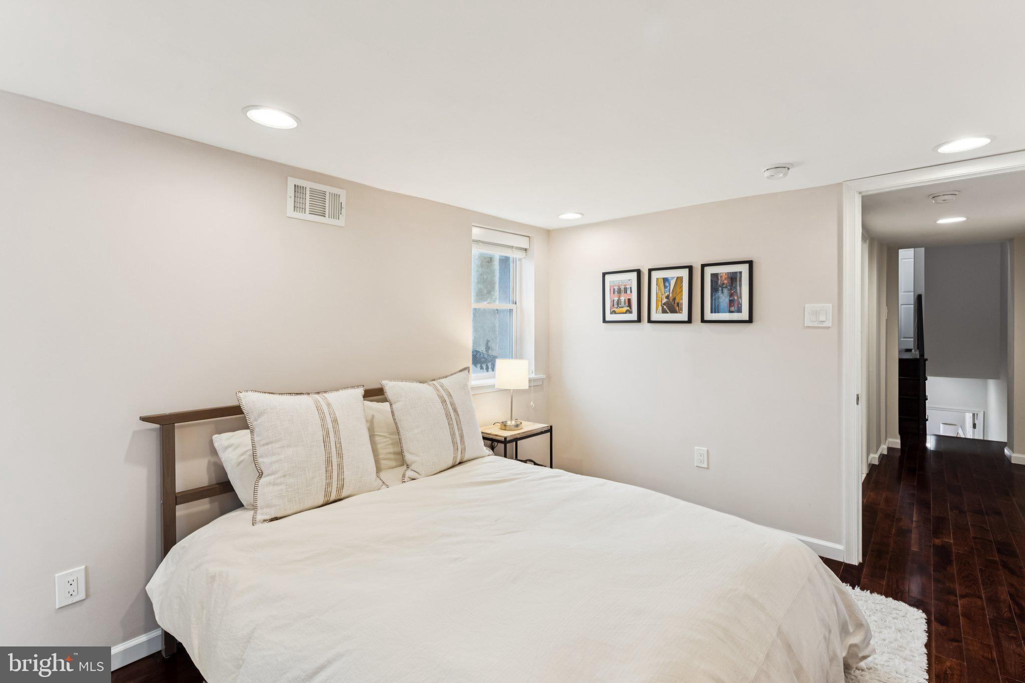 412 Dickinson Street Philadelphia, PA 19147 - Photo 19 of 33