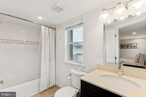 $625,000 | 412 Dickinson Street, Philadelphia, PA 19147