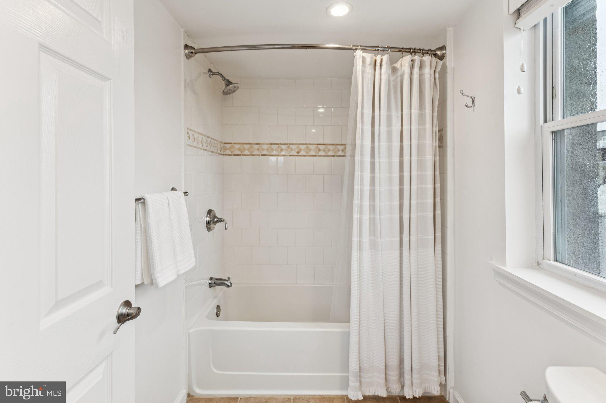 412 Dickinson Street Philadelphia, PA 19147 - Photo 22 of 33