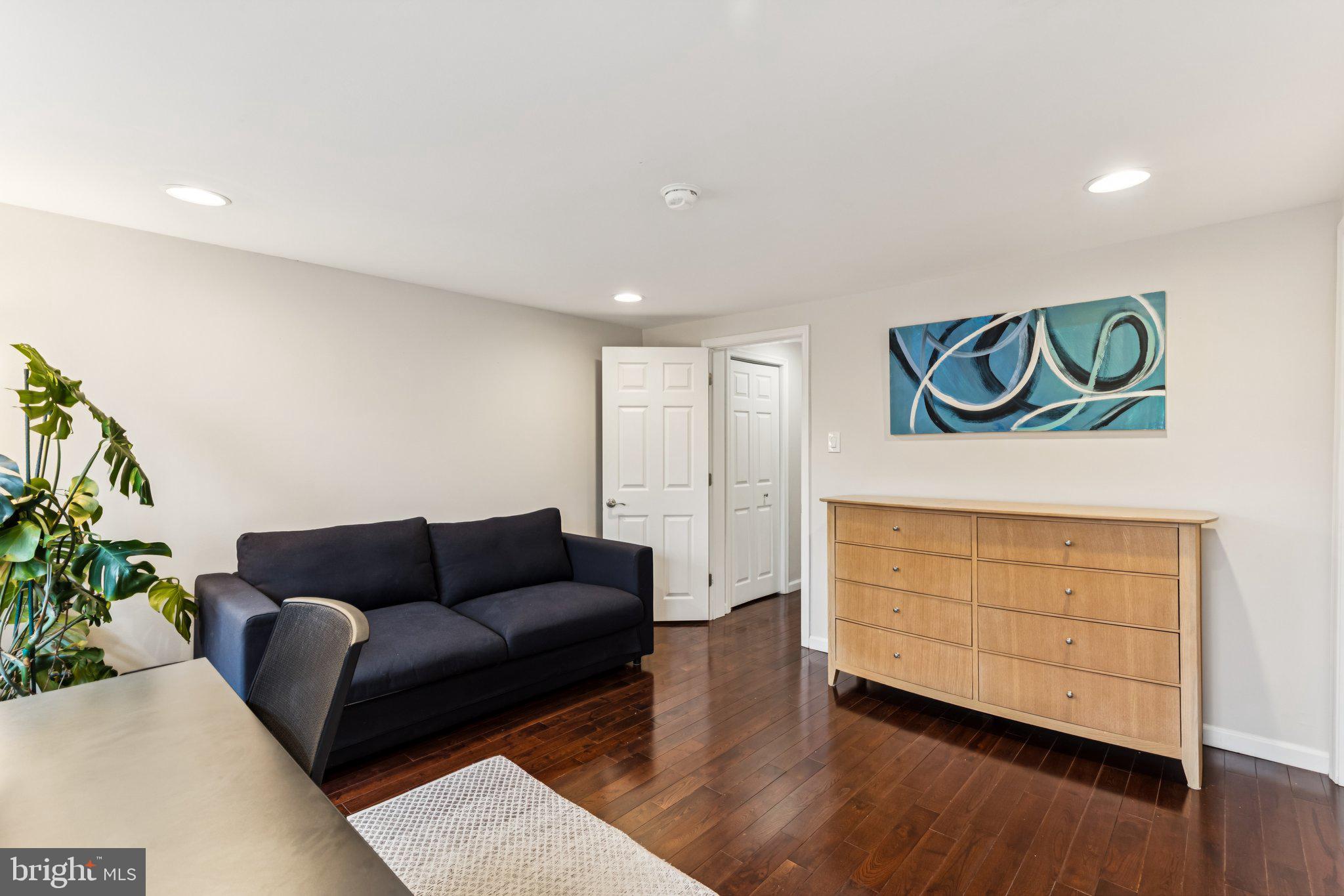 412 Dickinson Street Philadelphia, PA 19147 - Photo 28 of 33