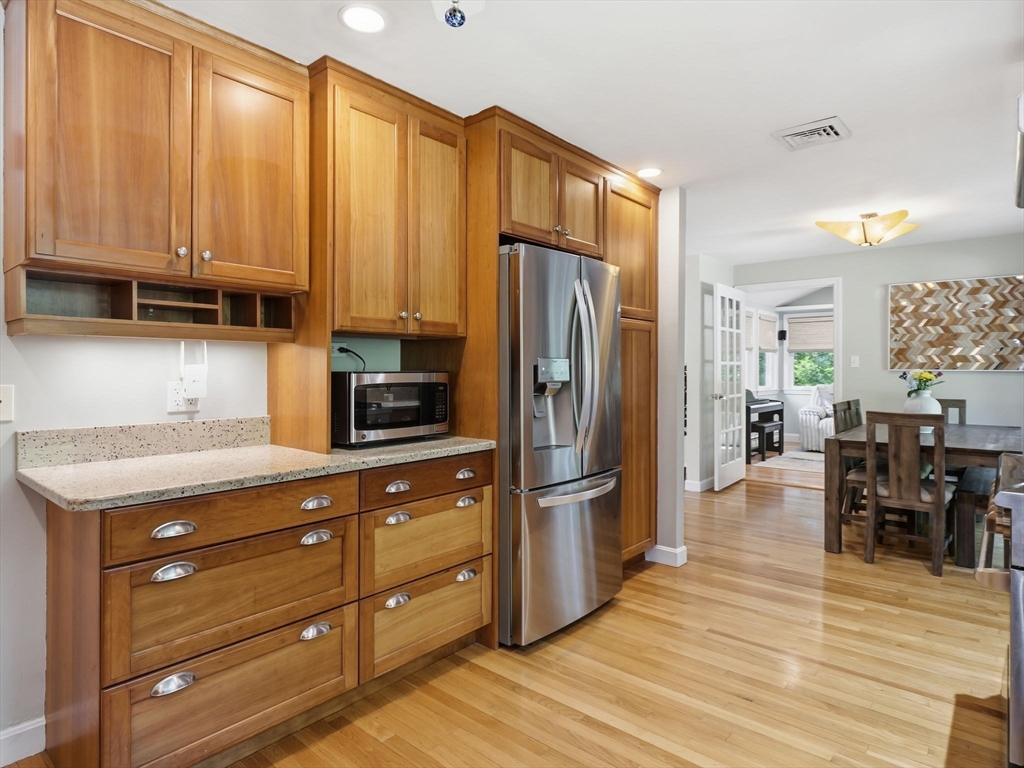 62 Juniper Road Andover, MA 01810 - Photo 7 of 38